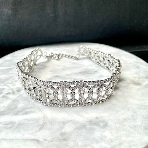 Circle Detail Wide Silver Choker